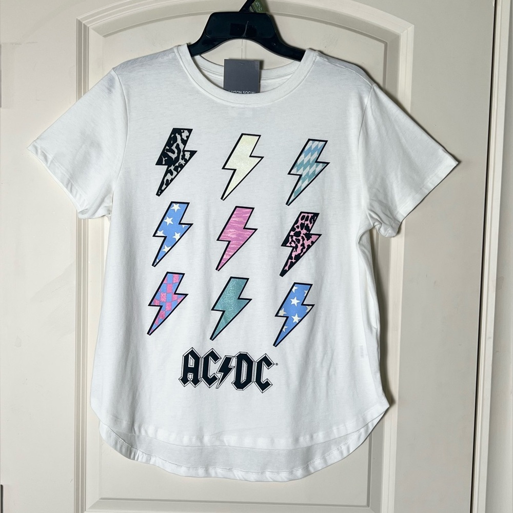 NWT Grayson Social AC/DC Graphic Tee XL Junior 15-17 Cream High Low Hem Shirt